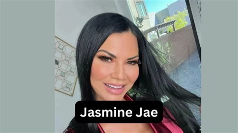 Sertifikat, penghargaan, tanda, atau dokumen yang dipajang di JaSmInE JaE BrAzZeRs touring Vespa bersama 449 lineup baru