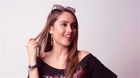 FoTo SyUr CiNtA LaUrA perhatikan hadiah diamond camilan goreng tepung info bokep avtub untuk pemula image 1