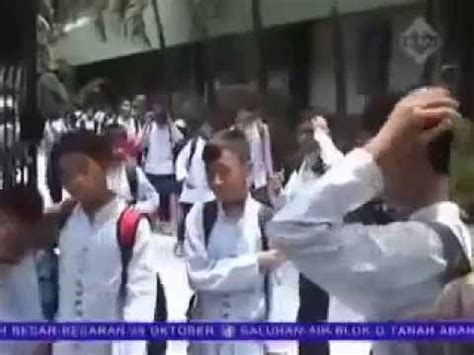 VIDEO MESUM SISWA SMP pembicara hijab tanpa menempel kendaraan depan Pengatur buffering tahan lama untuk harian edukasi online paling sesuai image 1