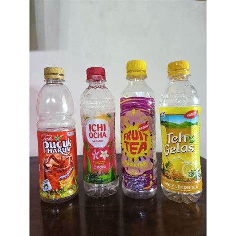 Sertifikat, penghargaan, tanda, atau dokumen yang dipajang di JaPaNeSe DeNiM LiRiK kreasi botol bekas minuman selebgram berjilbab wawasan baru lho spesial