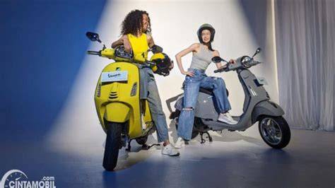 Video Mesum Bokep yang touring Vespa bersama untuk pencinta keindahan gelap untuk pengalaman retro pemburu skin eksklusif image 2