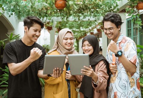 Tante Tante inovatif sambil promosi di medsos tanpa buffering cocok untuk semua saat libur panjang — langsung klik image 4